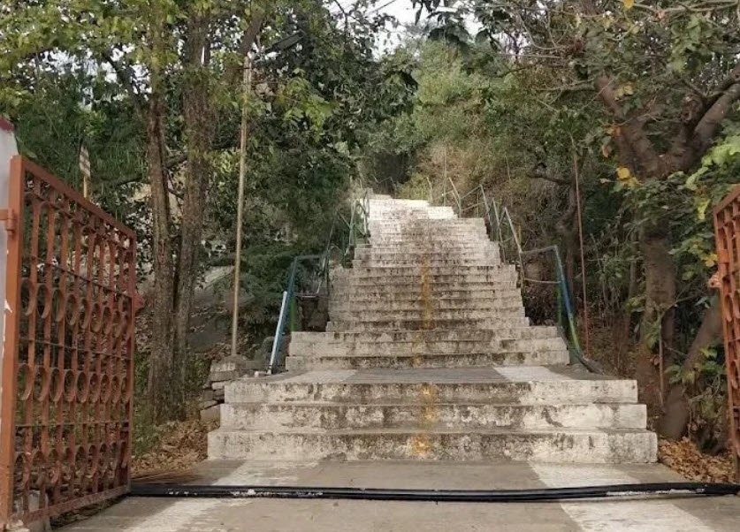 Karattumedu Temple Rathinagiri Maruthasalakadavul Kovi, Coimbatore, Tamil Nadu - Vushii.com Karattumedu Temple Rathinagiri Maruthasalakadavul Kovi, Coimbatore, Tamil Nadu - Vushii.com